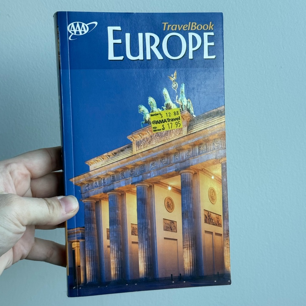 AAA Explore Europe Travel Guidebook